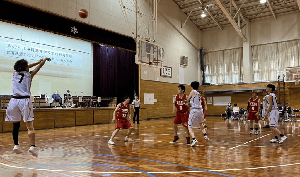 男子バスケットボール部　試合写真