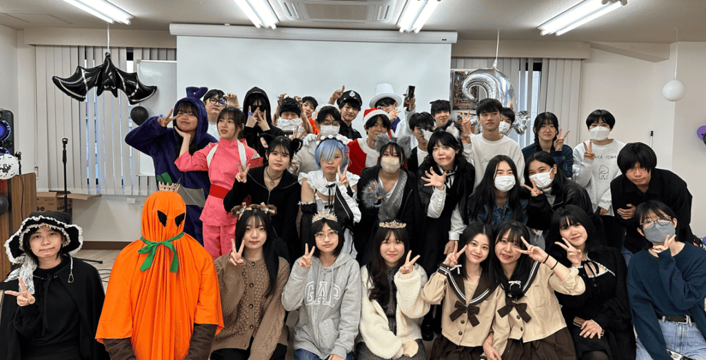 ハロウィンイベント　仮装コンテスト　生徒